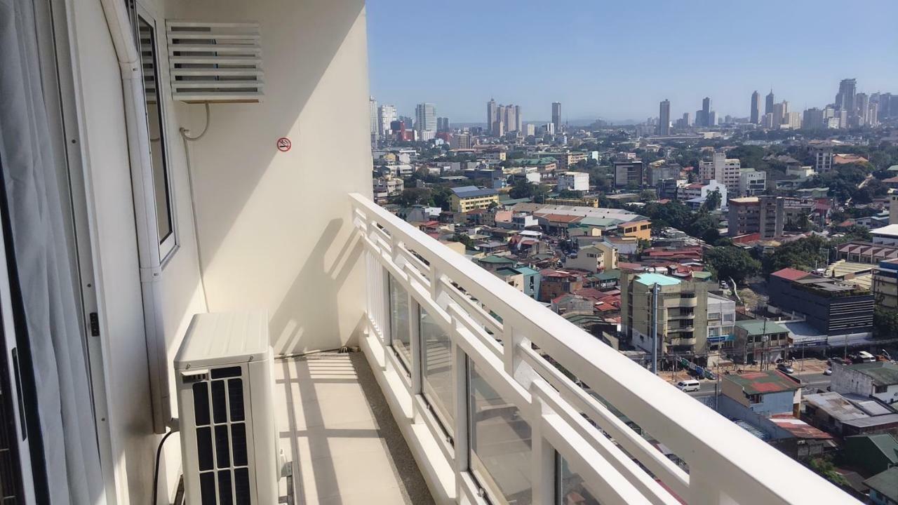 Viera Residence Manila Dış mekan fotoğraf